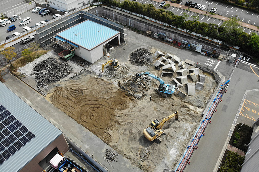 ペットボトル施設解体状況